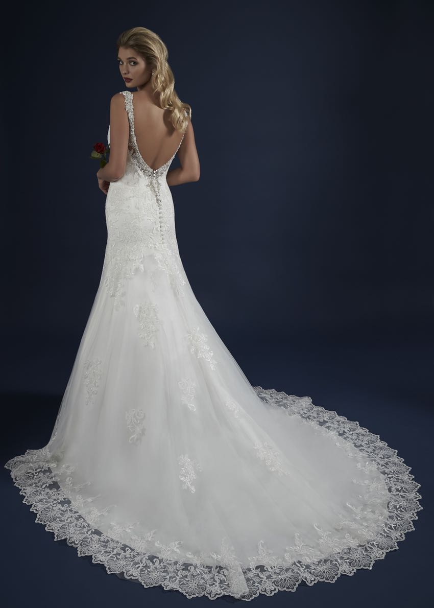 Ivory Lace fit flair Bridal Gown with lots of sparkle