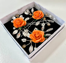 Load image into Gallery viewer, Set of 3 Bobby Pins in Gift Box - Assorted Colours Available