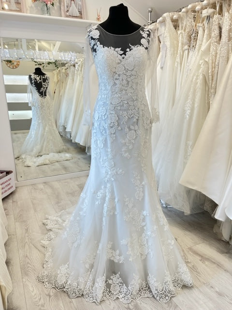 Size 14 hot sale wedding dress